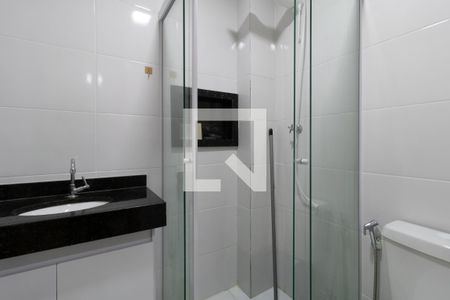 Banheiro de apartamento para alugar com 1 quarto, 37m² em Vila Prudente, São Paulo