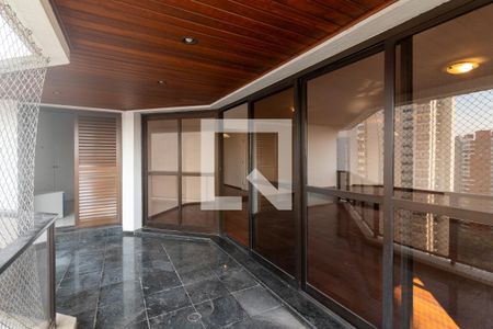 Varanda de apartamento para alugar com 5 quartos, 238m² em Jardim Fonte do Morumbi, São Paulo