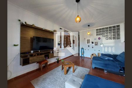 Casa à venda com 3 quartos, 257m² em Pedreira, São Paulo