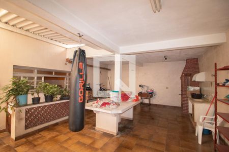 Casa à venda com 300m², 4 quartos e 3 vagasChurrasqueira