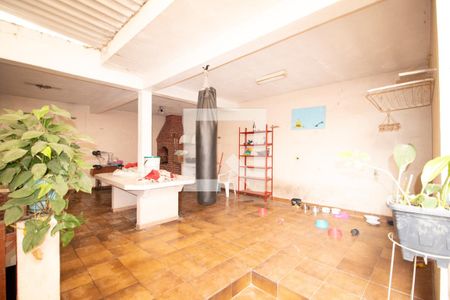 Casa à venda com 300m², 4 quartos e 3 vagasChurrasqueira