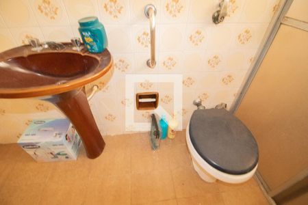 Casa à venda com 300m², 4 quartos e 3 vagasBanheiro suite