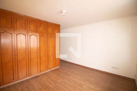 Casa à venda com 300m², 4 quartos e 3 vagasQuarto 2