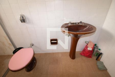 Casa à venda com 300m², 4 quartos e 3 vagasBanheiro