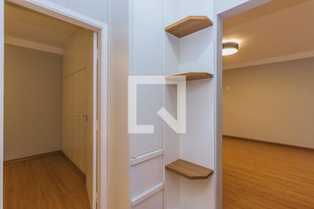Corredor dos quartos de apartamento para alugar com 3 quartos, 74m² em Jardim Satélite, São José dos Campos