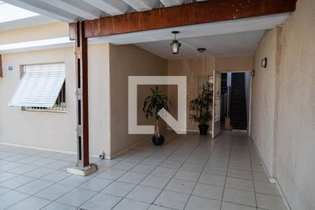 Casa à venda com 160m², 3 quartos e 3 vagas Casa à venda com 160m², 3 quartos e 3 vagasGaragem