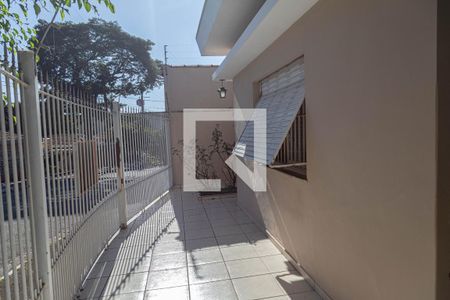 Casa à venda com 160m², 3 quartos e 3 vagas Casa à venda com 160m², 3 quartos e 3 vagasQuintal
