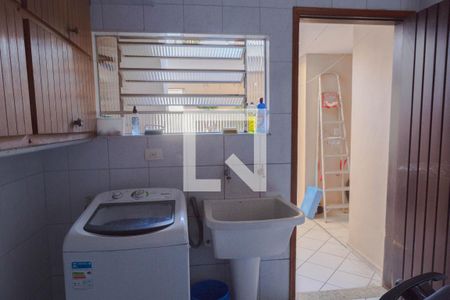 Casa à venda com 160m², 3 quartos e 3 vagas Casa à venda com 160m², 3 quartos e 3 vagasÁrea de Serviço