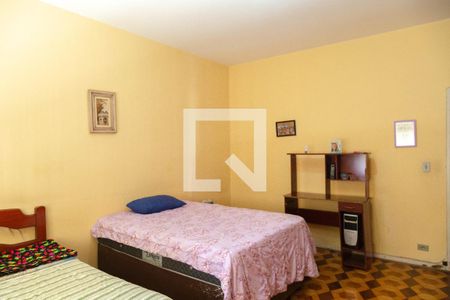 Casa à venda com 160m², 3 quartos e 3 vagas Casa à venda com 160m², 3 quartos e 3 vagasQuarto 1