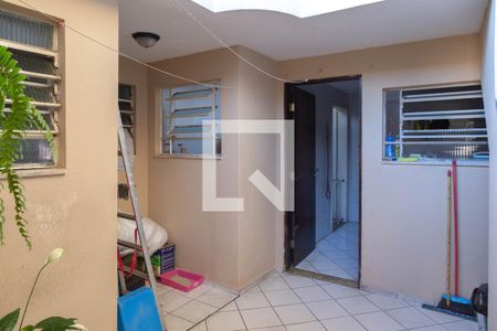Casa à venda com 160m², 3 quartos e 3 vagas Casa à venda com 160m², 3 quartos e 3 vagasÁrea de Serviço