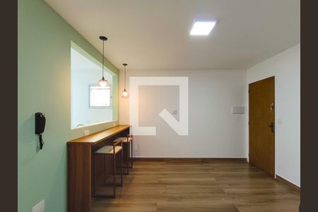 Sala de apartamento para alugar com 1 quarto, 53m² em Perdizes, São Paulo