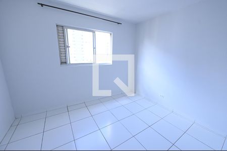 Quarto 1 de apartamento para alugar com 2 quartos, 55m² em Setor Bueno, Goiânia