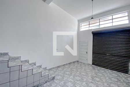 Casa para alugar com 260m², 3 quartos e 2 vagasSalão