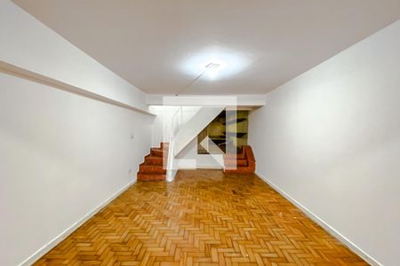 Casa para alugar com 260m², 3 quartos e 2 vagasSalão