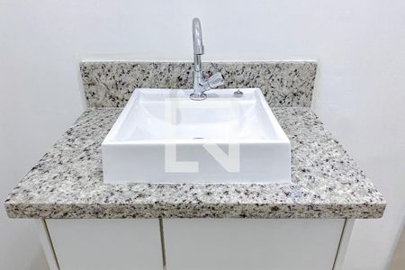 Casa para alugar com 260m², 3 quartos e 2 vagasBanheiro