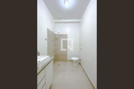 Casa para alugar com 260m², 3 quartos e 2 vagasBanheiro