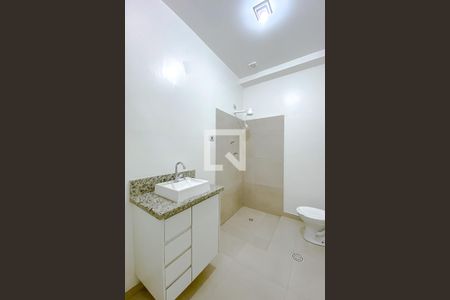 Casa para alugar com 260m², 3 quartos e 2 vagasBanheiro