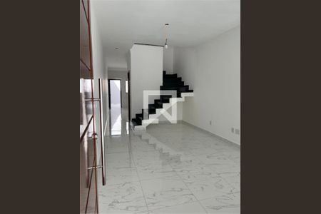 Casa à venda com 3 quartos, 110m² em Vila Prudente, São Paulo
