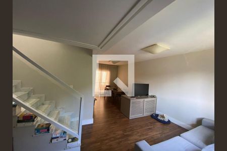 Casa à venda com 4 quartos, 167m² em Vila Madeira, Nova Lima
