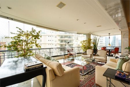 Apartamento à venda com 3 quartos, 333m² em Vila Nova Conceição, São Paulo