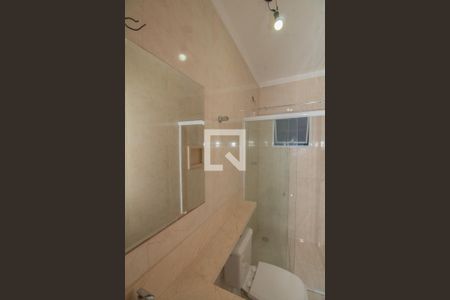 Casa para alugar com 110m², 3 quartos e 1 vagaBanheiro