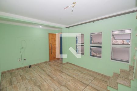 Sala de casa para alugar com 3 quartos, 110m² em Vila Miami, São Paulo