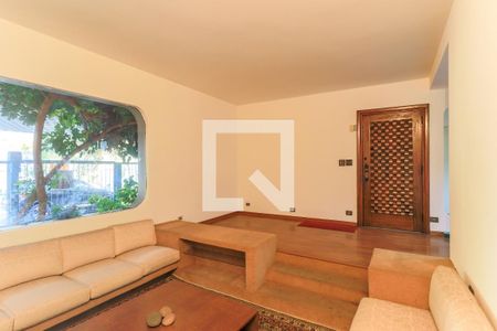 Sala de casa à venda com 3 quartos, 380m² em Santo Amaro, São Paulo
