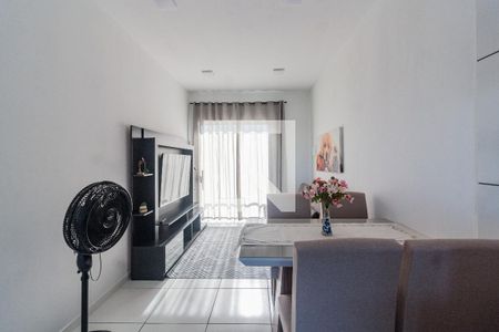 Sala de apartamento para alugar com 1 quarto, 50m² em Serraria, São José