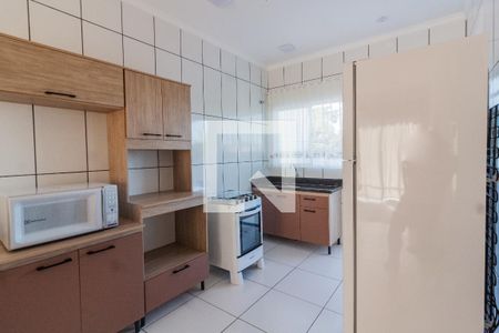 Cozinha de apartamento para alugar com 1 quarto, 50m² em Serraria, São José
