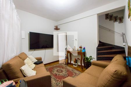 Sala de TV de casa à venda com 2 quartos, 232m² em Vila Homero Thon, Santo André