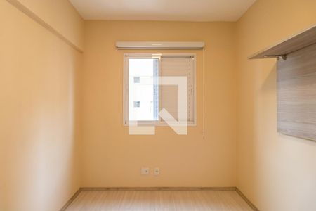 Quarto de apartamento para alugar com 2 quartos, 85m² em Jardim Tupanci, Barueri