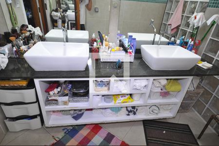 Casa para alugar com 320m², 3 quartos e 5 vagasBanheiro da Suíte 1