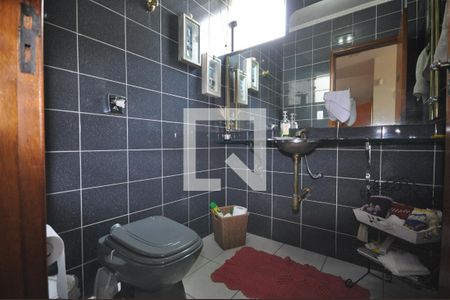 Lavabo de casa para alugar com 3 quartos, 320m² em Barro Branco (zona Norte), São Paulo