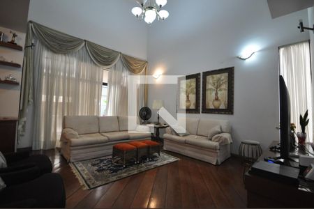 Sala de casa para alugar com 3 quartos, 320m² em Barro Branco (zona Norte), São Paulo