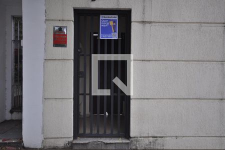 Casa para alugar com 320m², 3 quartos e 5 vagasFachada