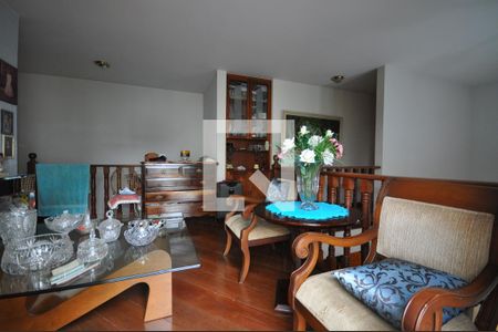 Casa para alugar com 320m², 3 quartos e 5 vagasEspaço Convivência