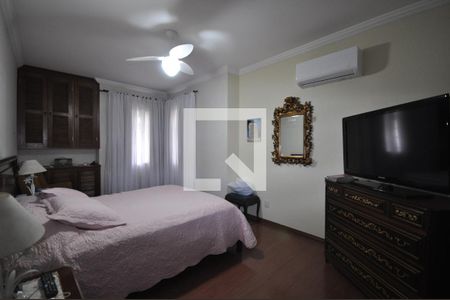 Casa para alugar com 320m², 3 quartos e 5 vagasSuíte 1