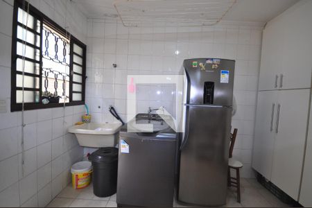 Casa para alugar com 320m², 3 quartos e 5 vagasÁrea de Serviço