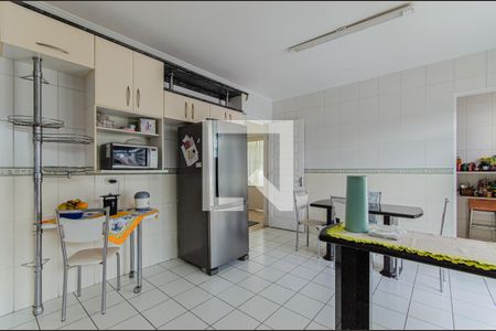 Casa à venda com 280m², 3 quartos e 4 vagasCozinha