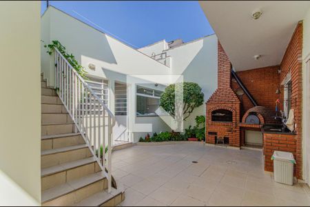 Casa à venda com 280m², 3 quartos e 4 vagasQuintal