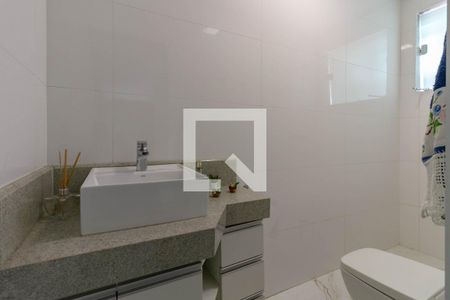 Casa à venda com 300m², 5 quartos e 4 vagasBanheiro