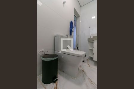 Casa à venda com 300m², 5 quartos e 4 vagasBanheiro