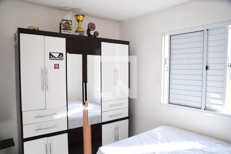 Quarto de apartamento para alugar com 2 quartos, 50m² em Jardim Ísis, Cotia