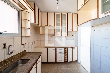 Apartamento à venda com 70m², 2 quartos e 2 vagasCozinha