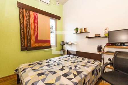 Suíte de casa à venda com 2 quartos, 250m² em Pinheiros, São Paulo