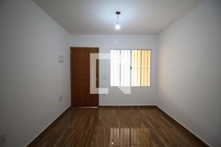 Sala de casa para alugar com 3 quartos, 120m² em Jardim Vila Formosa, São Paulo