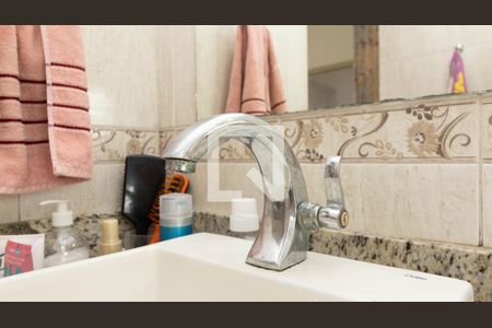 Casa à venda com 150m², 3 quartos e 2 vagasBanheiro 1 - Torneira