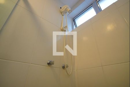 Banheiro Corredor de apartamento para alugar com 1 quarto, 45m² em Rio Branco, Porto Alegre