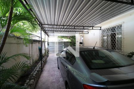 Casa à venda com 360m², 5 quartos e 3 vagasGaragem