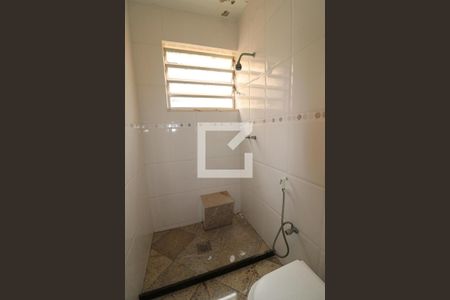 Casa à venda com 360m², 5 quartos e 3 vagasBanheiro Social 2